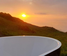 Award Winning SeaView Retreat -Amazing Ocean Views
