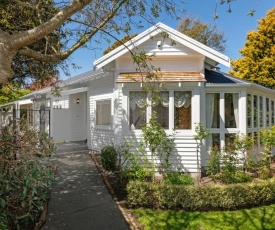 Fendalton Villa - Christchurch Holiday Home