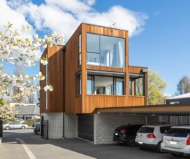 Kilmore Apartment - Christchurch Holiday Homes