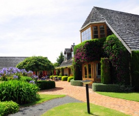 Fyffe Country Lodge