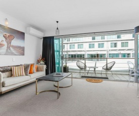Funky One Bedroom Apartment on Princes Wharf