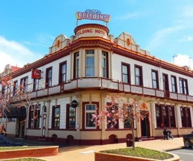 Feilding Hotel