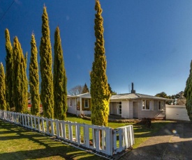 Goldfinch Goodie - Ohakune Holiday Home