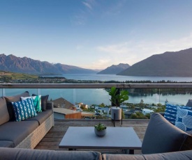 Highlands Lake House-Reduced Rates- Stunning View