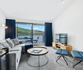 Misty Lakes - Queenstown Lakefront Apartment