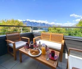 Tekau - Modern holiday apartment with lakeview