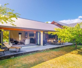 Fit for a King - Wanaka Holiday Home