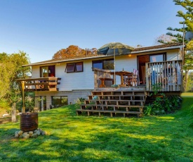 Gumhill Escape - Pauanui Holiday Home