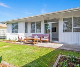 Sunshine and Siestas - Rotorua Holiday Home