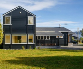 Rainbow Point Escape - Taupo Holiday Home