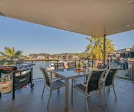 The Good Life - Whitianga Waterfront Holiday Apartment