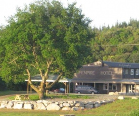 Kaniere Hotel